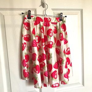 Lotus Leggings 🍓 Strawberry Skater Skirt 🍓
